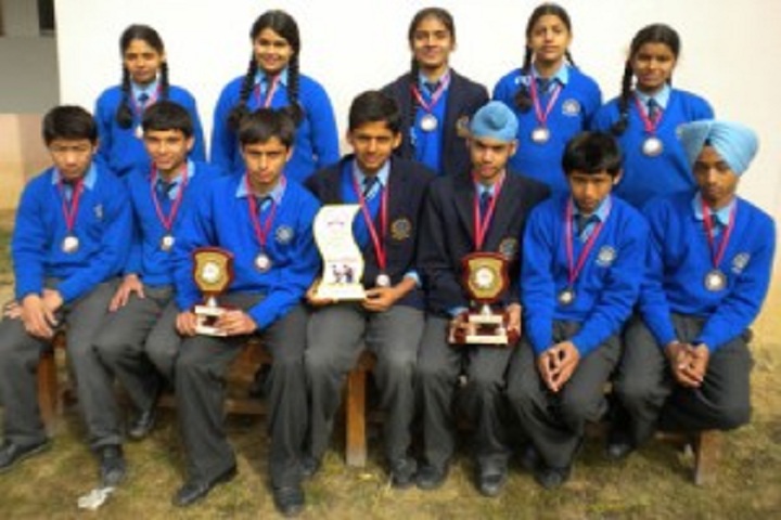 Golden Bells Public School-Award Receiving