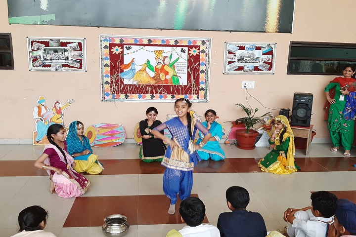 Golden Era School-Dance