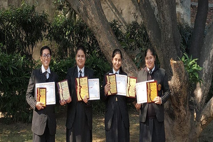 Gurdaspur Public School-Prize distribution