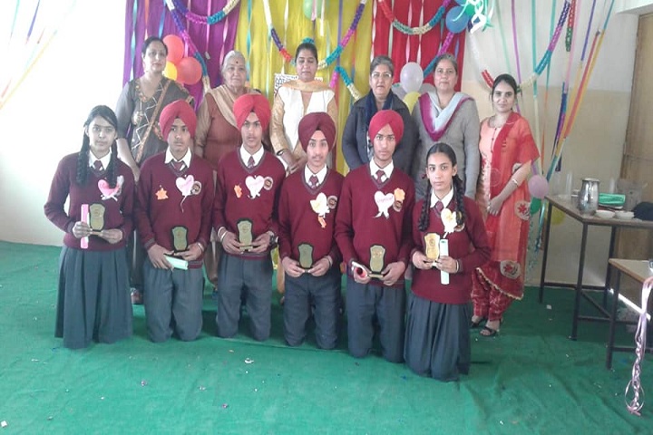 Guru Gobind Singh Academy-Prie distribution