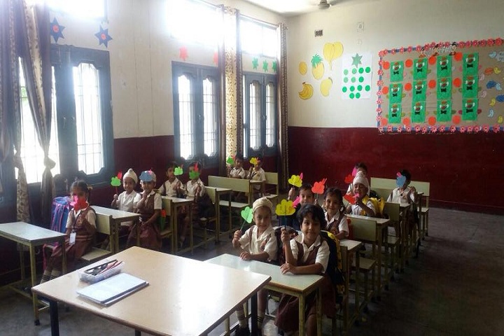 Guru Gobind Singh Vidya Mandir Senior Secondary School-Primary Classroom