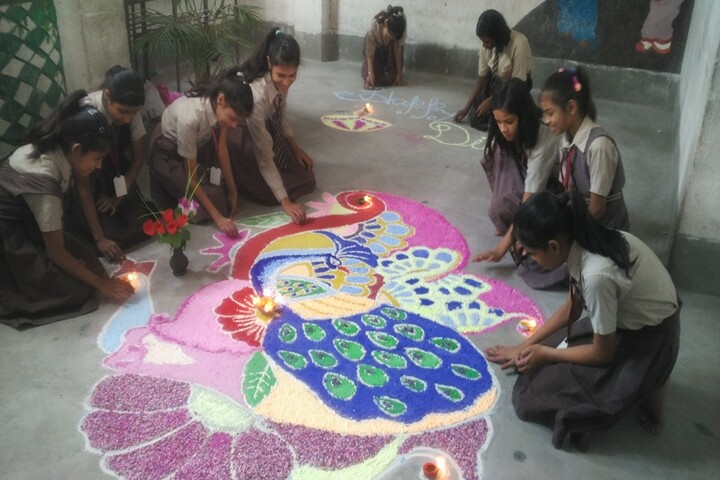 Holy Public School-Rangoli Competition