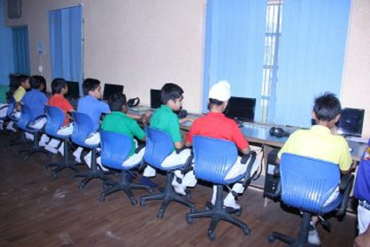 Guru Nanak Dev Public School-Computer Lab