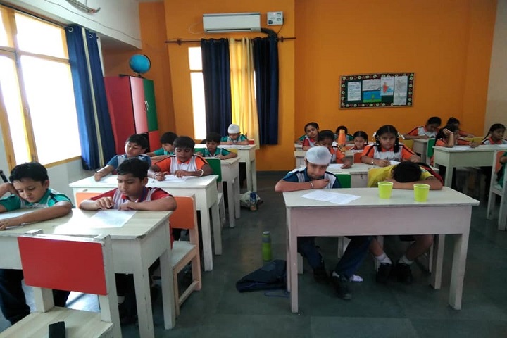 Guru Nanak Foundation Global School-Class