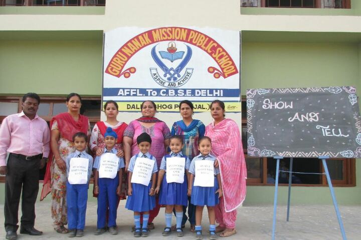 Guru Nanak Mission Public School-Show and Tell