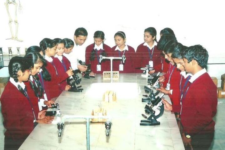 Hyderabad Satyagrah DAV Public School-Biology Lab