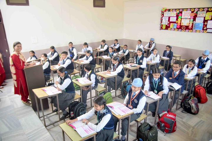 Guru Teg Bahadur Khalsa Public School-Classrooms
