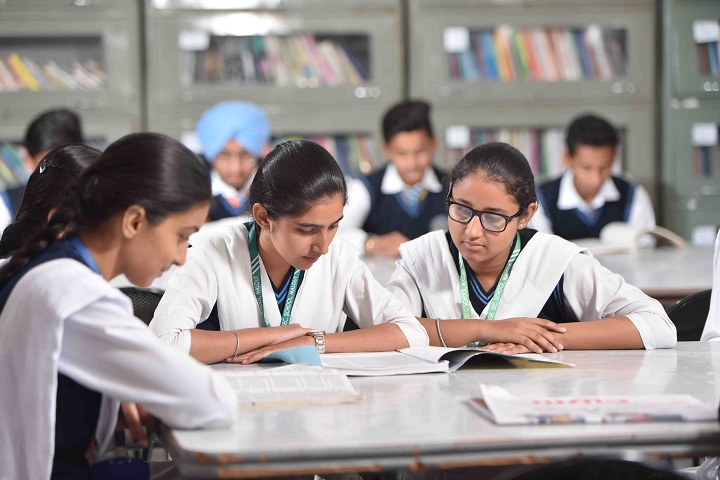 Guru Teg Bahadur Khalsa Public School-Library