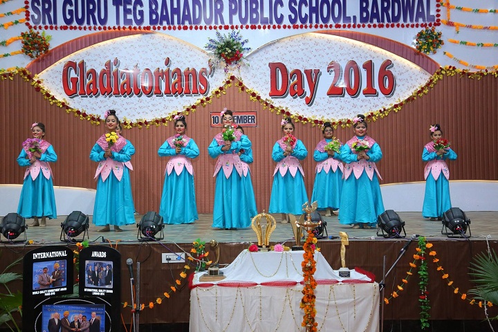 Guru Teg Bahadur Pub School-Dance Event