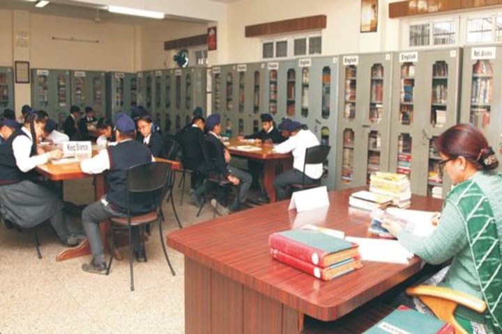 Gurunanak International Public School-Library