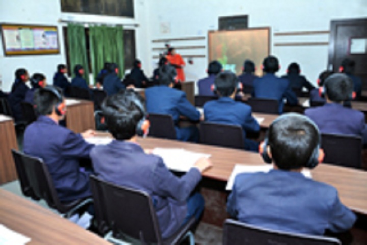 H S High School-Computer Lab