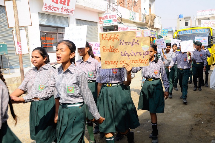 Himland Public School-Rally