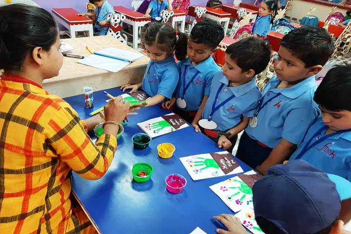 J M K International School-Art and Craft