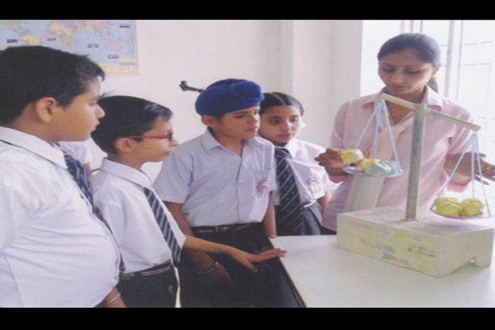 Jalandhar Public School-Lab