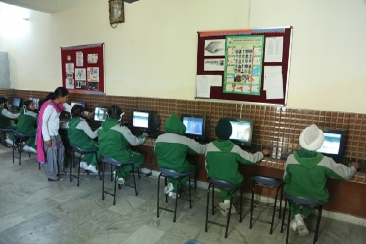 Jatindra Greenfield School-Computer Lab