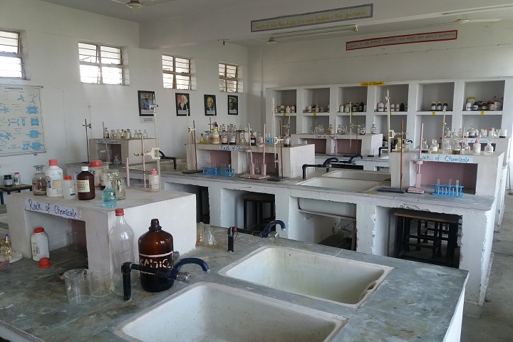 Jawahar Navodaya Vidyalaya-Chemistry Lab
