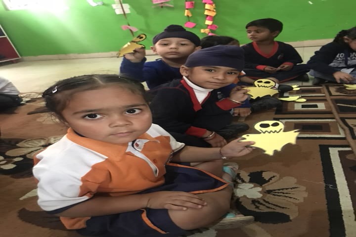 K D International School-Classroom Activity