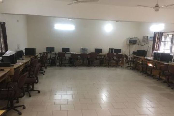 Kendriya Vidyalaya No 3-Computer Lab