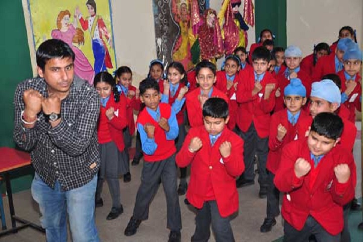Lawrence Public Senior Secondary School-Dance-Room