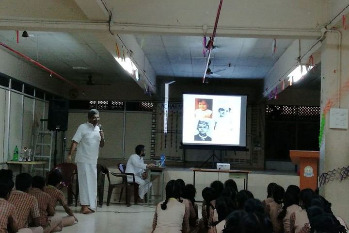 Amrita Vidyalayam-Projector