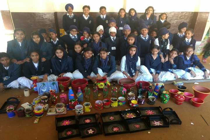 Maharaja Ranjit Singh Public Senior Secondary School-Art And Craft