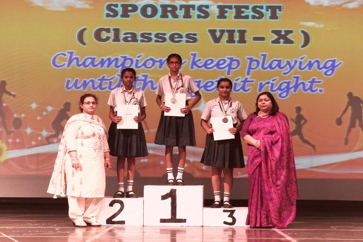 Manav Mangal Smart School-Sports fest