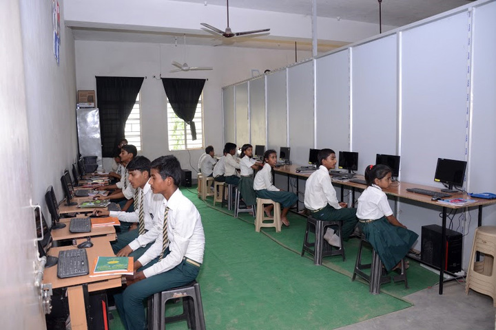 Jagriti Public School-Computer Lab