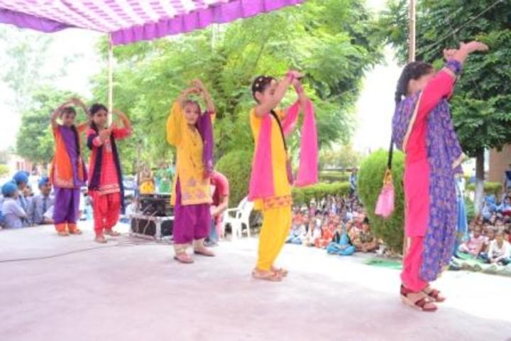 Mata Gujri Public School-Dance