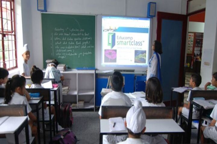 Mata Sahib Kaur Day Boarding School-Smart Class Room