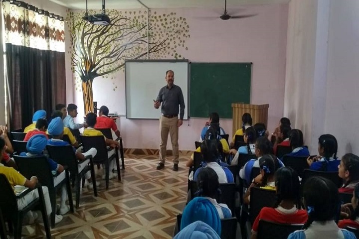 Mata Sahib Kaur Public School-Classroom