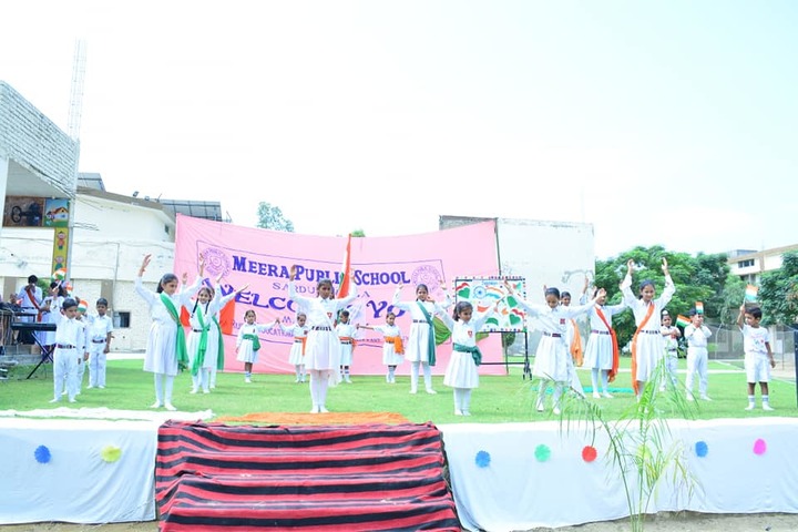 Meera Public School-Dance