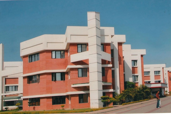 Montgomery Guru Nanak Public School-School Building