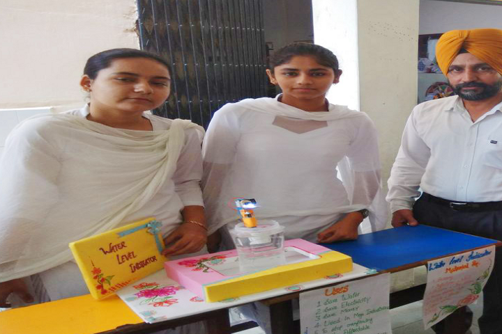 Modern Secular Public School-Science Exhibition