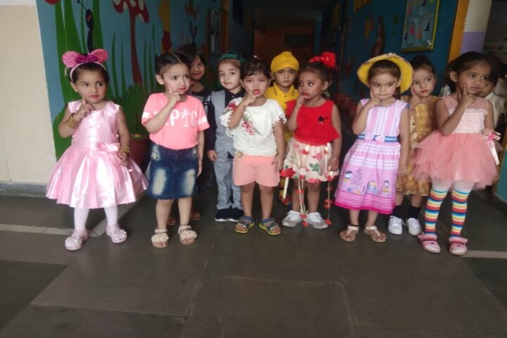 Mount Carmel School-Fancy Dress