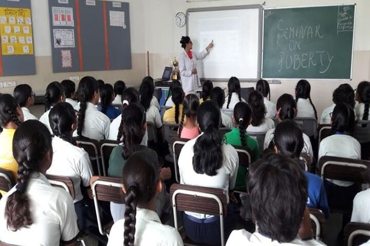 Mount Litera Zee School-Seminar