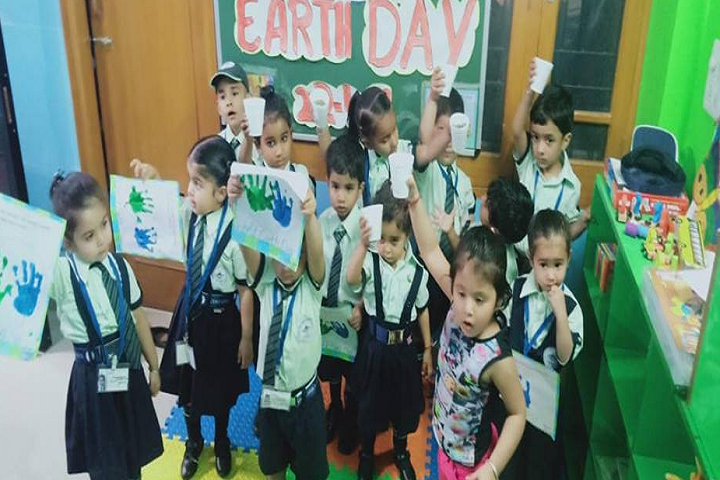 Mount Litera Zee School-Earth Day