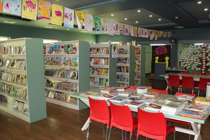 Mount Litera Zee School-Library