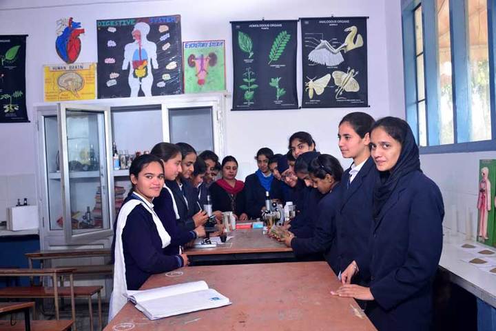 Nankana Sahib Senior Secondary School-Laboratory