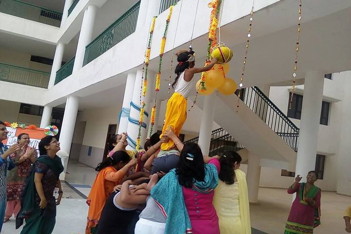 Narain Smart School-Festival Celebration