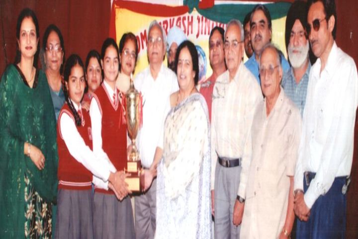 National Convent School-Felicitation