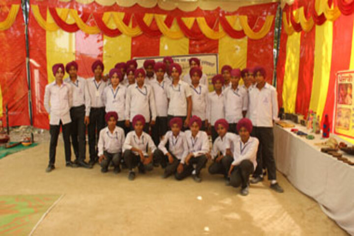 Nishaan Academy-Students