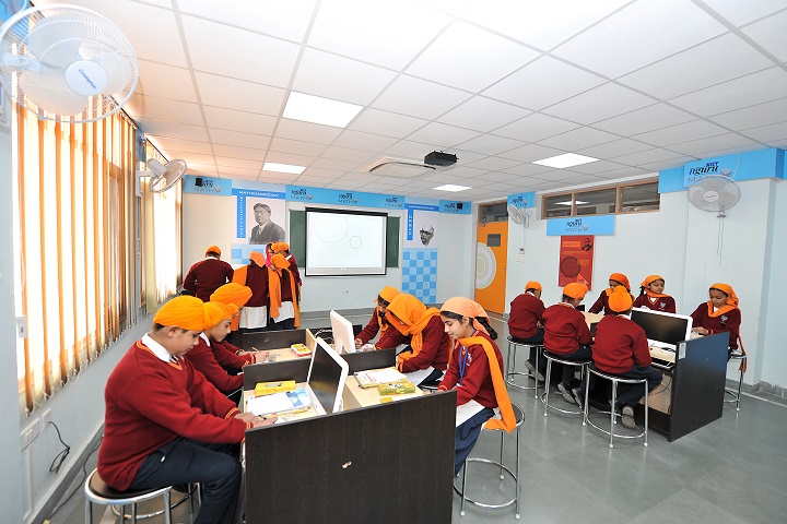 Nishan-E-Sikhi International School-Computer Lab