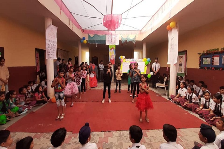 Oliver Public School-Dance