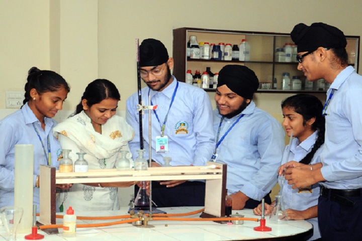 Oxford International School-Chemistry Lab