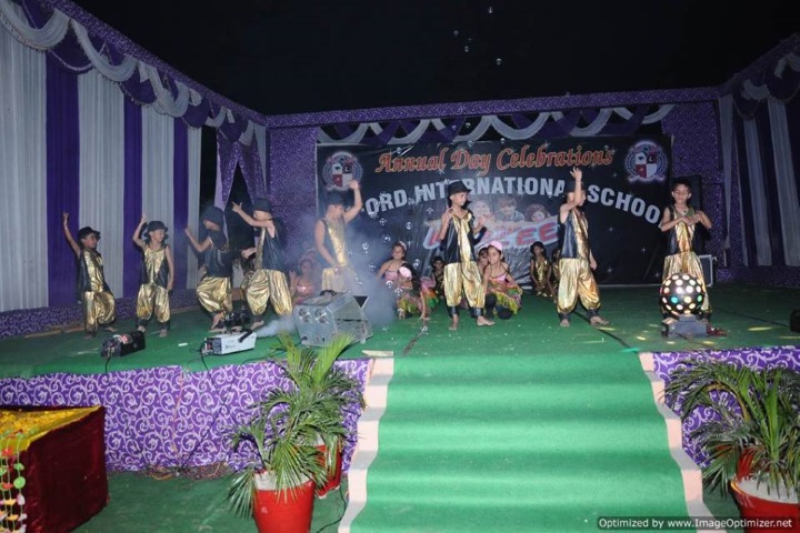 Oxford International School-Dance Performance by Primary Section