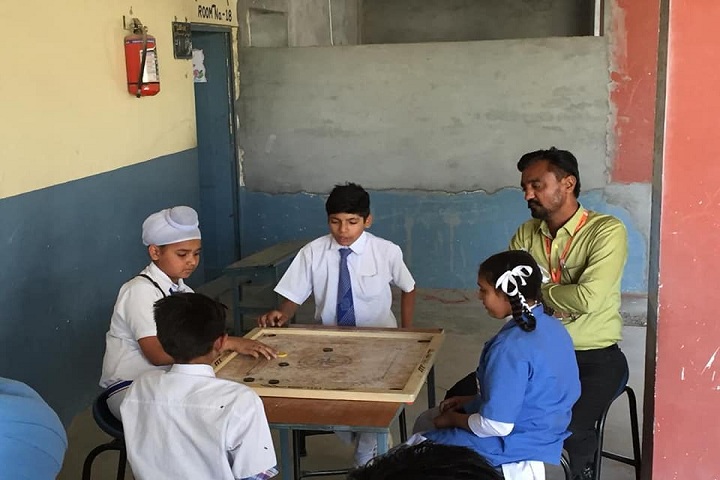 Rishi Model School-Indoor Games