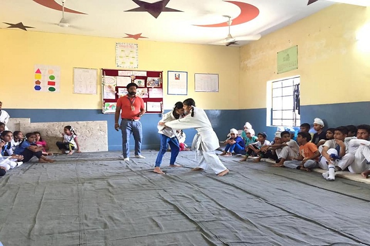 Rishi Model School-Karate