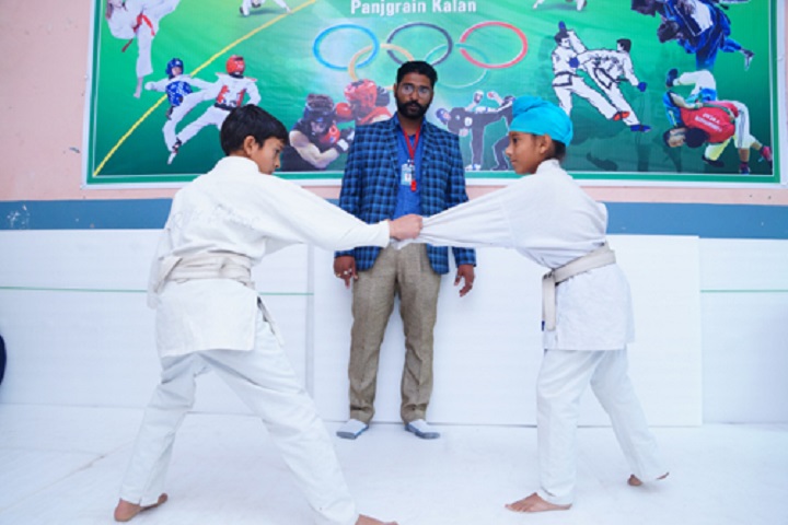 Rishi Model School-Karate