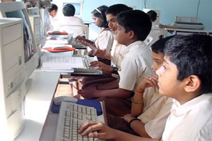 Apple I English Medium School-Computer Lab