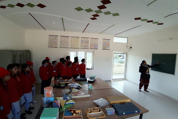 Sacred Heart Public School-Laboratory